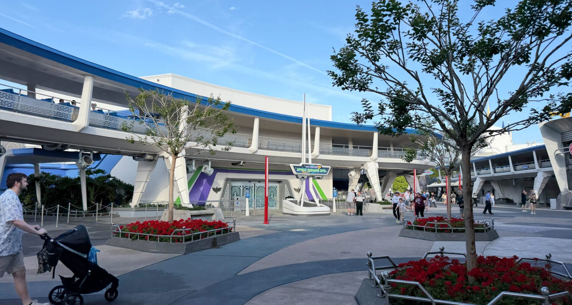 The final piece of the exterior marquee signage is complete with the addition of the attraction