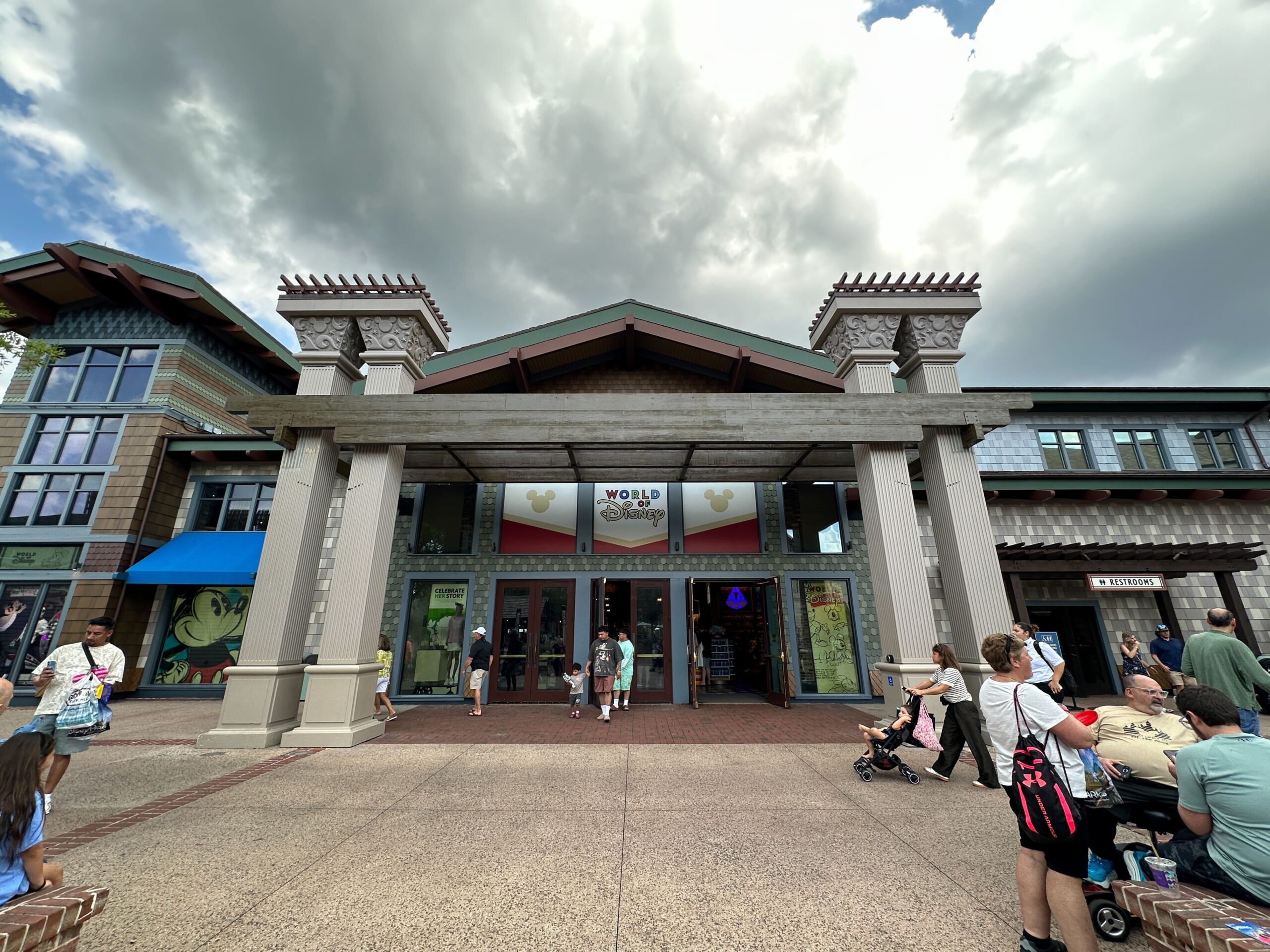The west entrance of World of Disney at Disney Springs finally has a new marquee frame after the old one was removed last July.