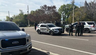 SWAT surrounds Orlando home in attempt to serve warrant, deputies say