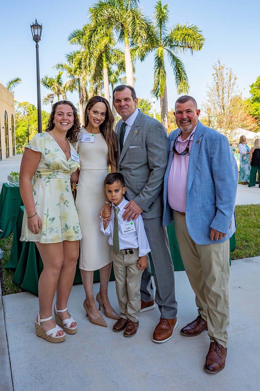 Mackenzie Riley, Sarah, Luke and Luke Jr. Bencie with Jay Riley Mackenzie Riley, Sarah, Luke and Luke Jr. Bencie with Jay Riley