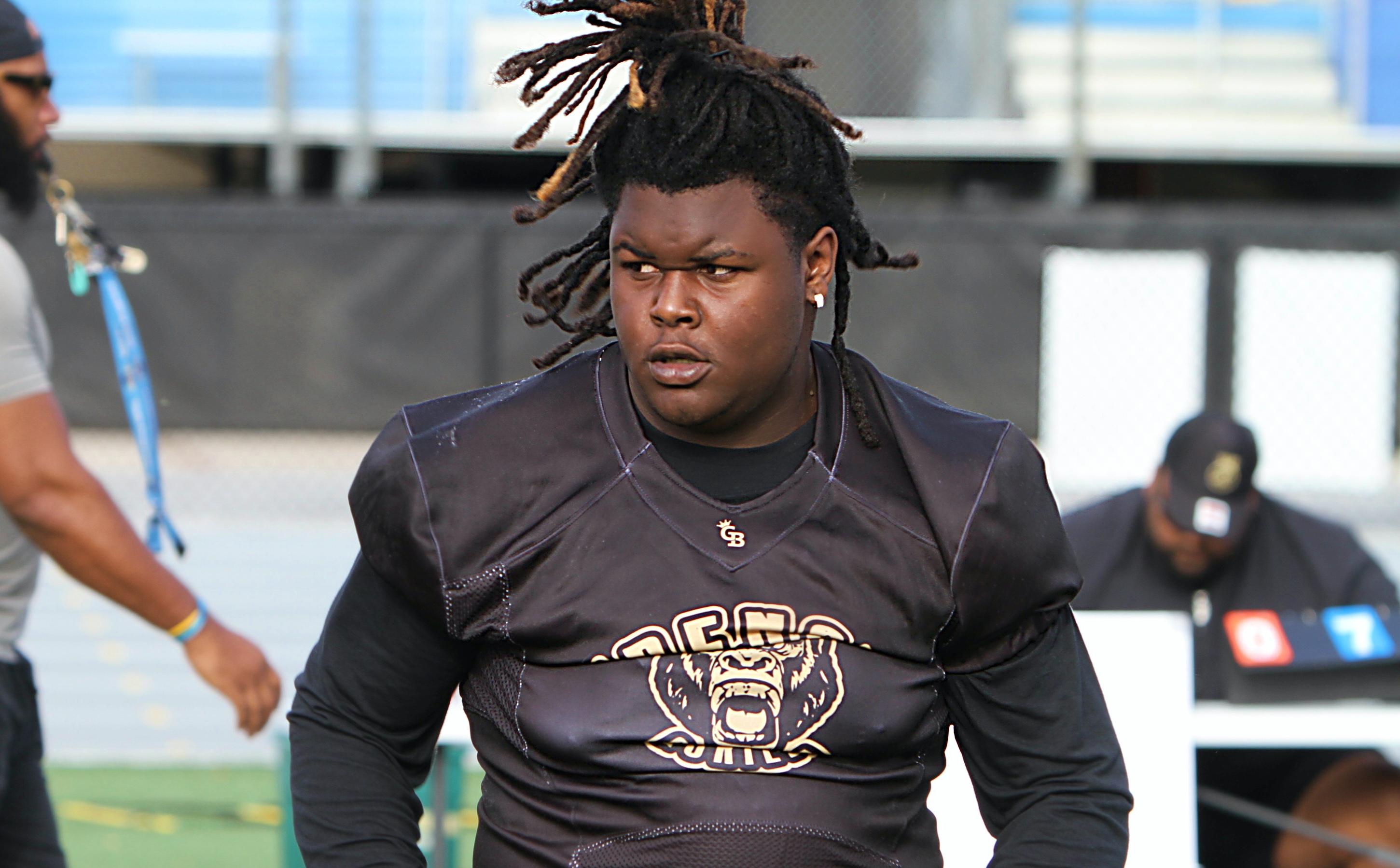 Lake Nona 2028 defensive lineman Zyiere Olinger at the 2026...