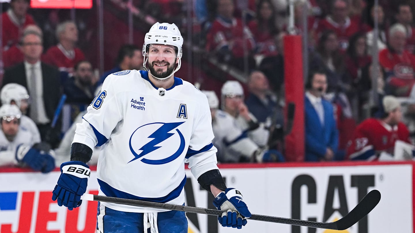 Hagel, Tampa Bay Complete the Comeback to Tie Series