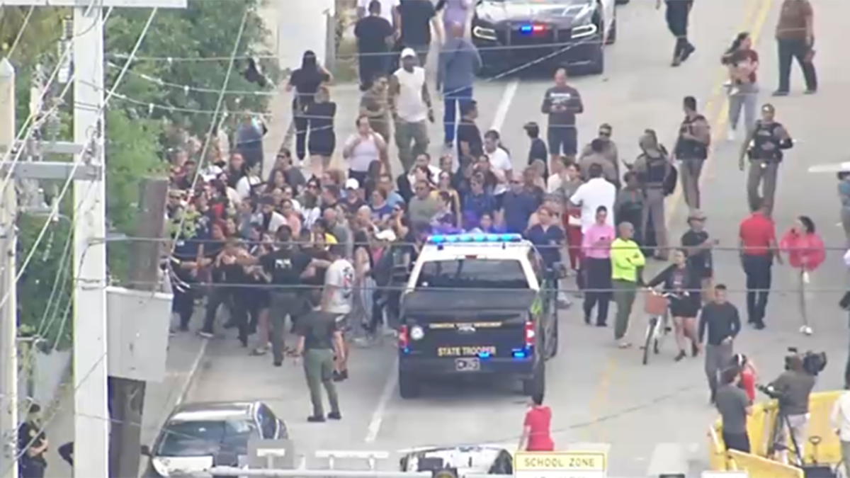 2 Miami-Dade schools on lockdown amid large police response – NBC 6 South Florida