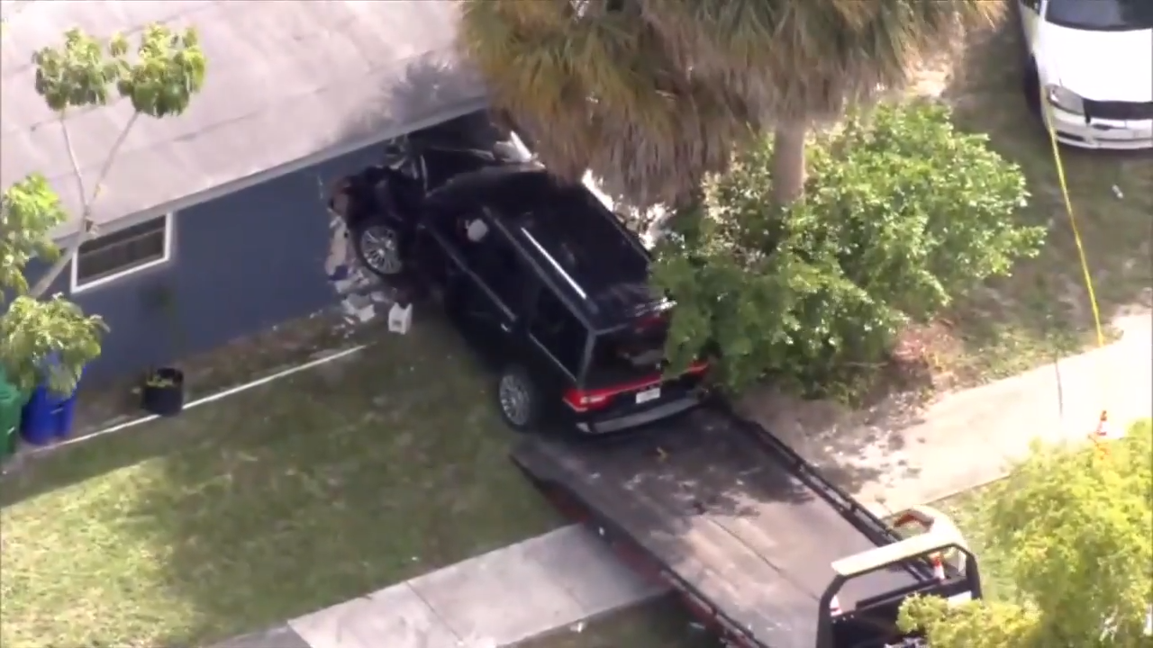 Driver hospitalized after car crashes into side of home near Fort Lauderdale - WSVN 7News | Miami News, Weather, Sports