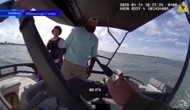 Deputies rescue pair of boaters from sinking boat in Tampa Bay - WSVN 7News | Miami News, Weather, Sports