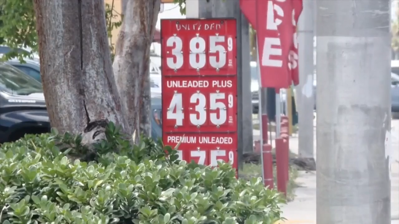 South Floridians question when gas prices will drop as Strait of Hormuz is back open to all commercial vessels - WSVN 7News | Miami News, Weather, Sports