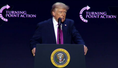 Trump hints at Cuba action during event in Phoenix amid ongoing talks with island nation - WSVN 7News | Miami News, Weather, Sports