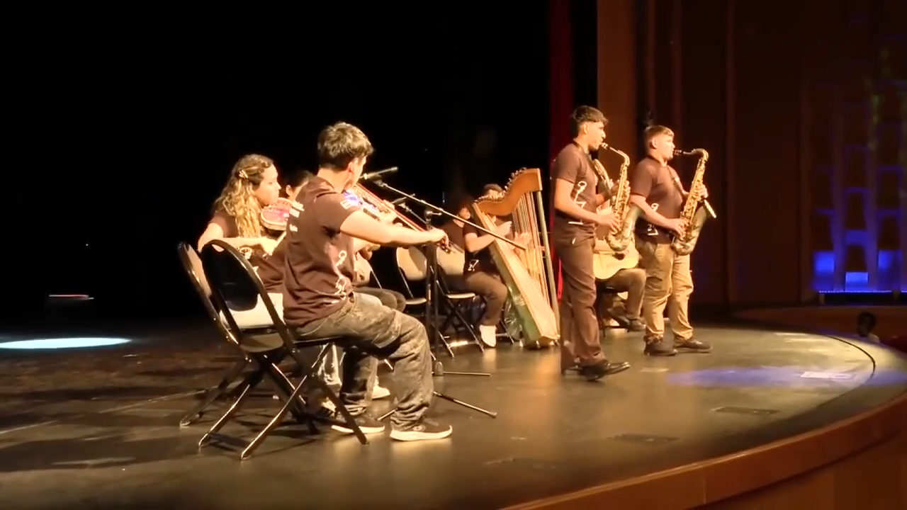 Recycled Orchestra of Cateura brings world-famous recycled instrument performance to MDC North Campus - WSVN 7News | Miami News, Weather, Sports