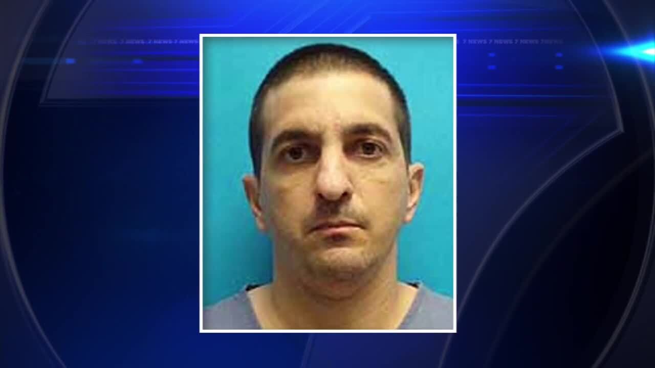 Federal fugitive arrested outside Hialeah Walgreens after days-long search - WSVN 7News | Miami News, Weather, Sports