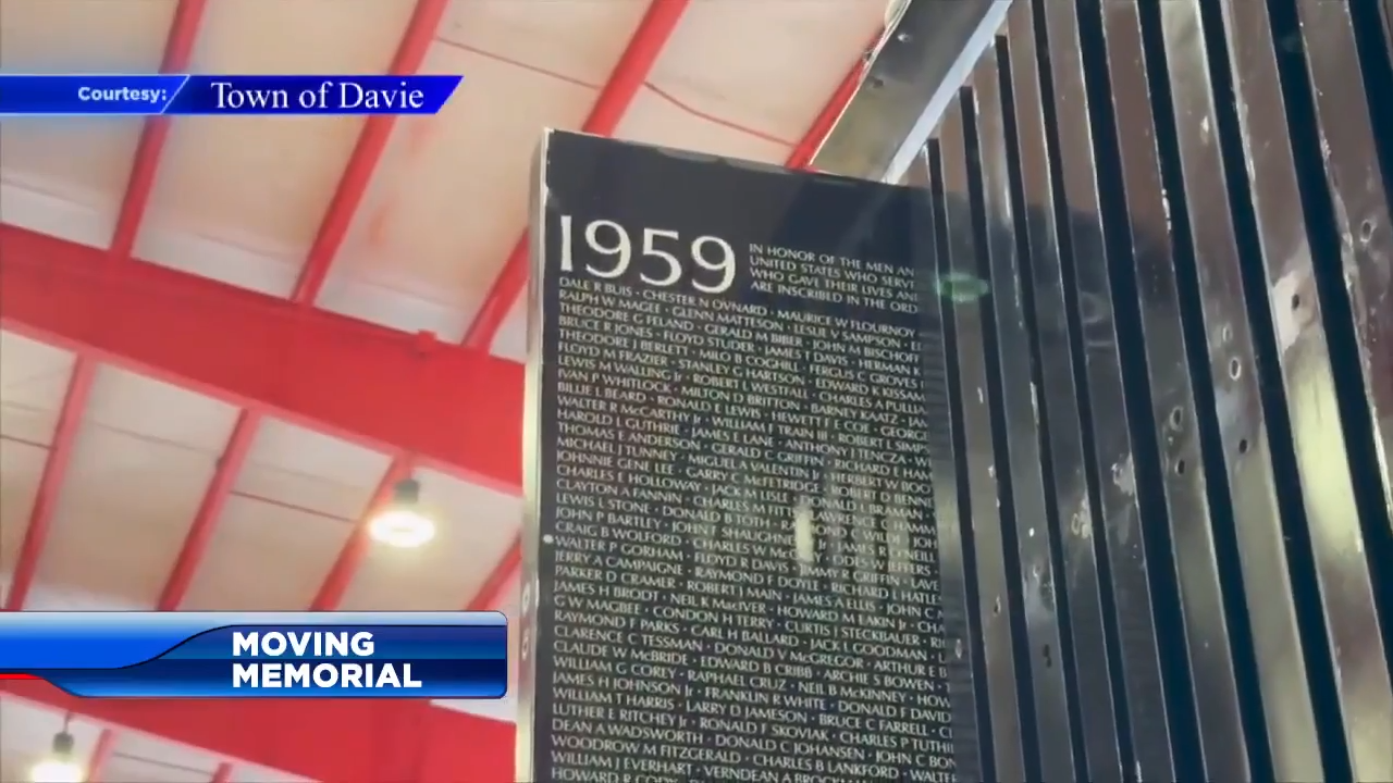 Heroes Welcome Home parade brings moving replica of Vietnam Veterans Memorial Wall to Broward - WSVN 7News | Miami News, Weather, Sports
