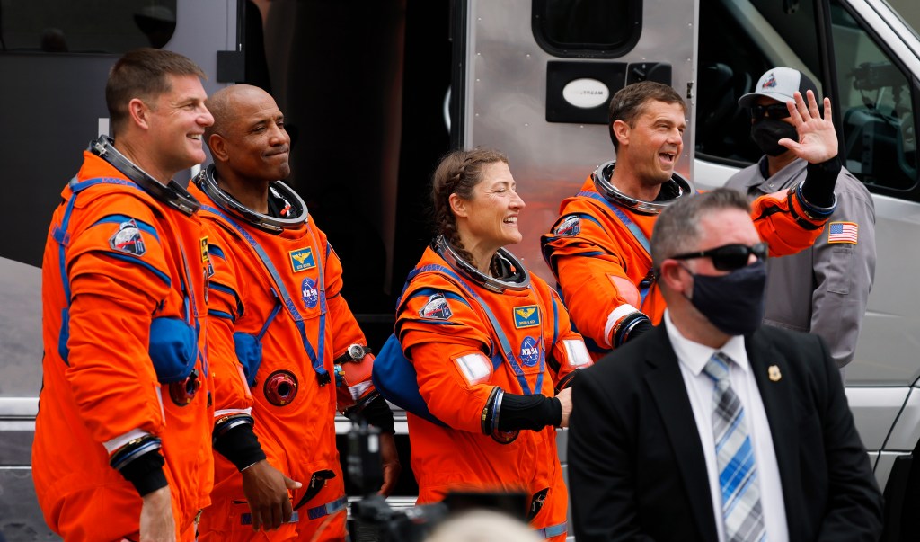 Astronauts ready for Artemis II mission – Orlando Sentinel