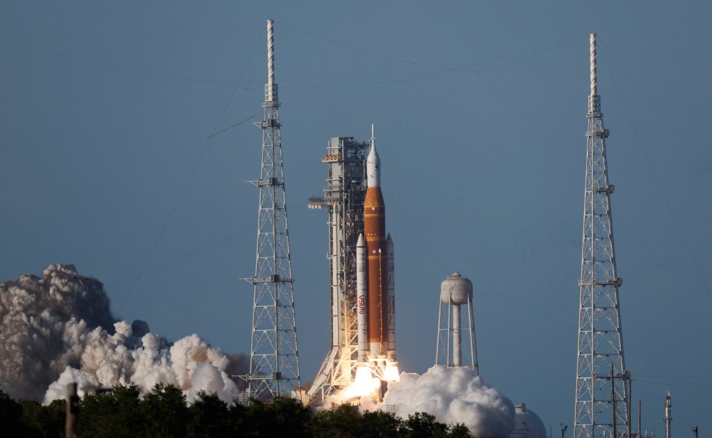 As Artemis II heads to moon, work gets going on Artemis III – Orlando Sentinel