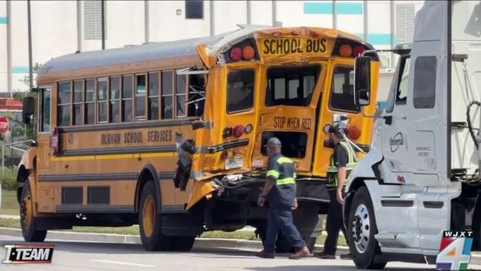 Semi driver says ‘brakes weren’t working’ when he tried to avoid hitting school bus: report