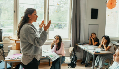 Illinois education officials said they are making strides in decreasing the number of vacant positions within schools. 