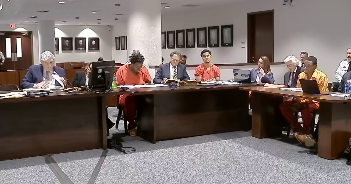 Julio Foolio murder trial begins with 4 men facing death penalty