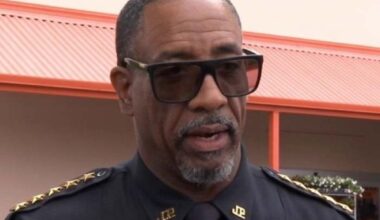 Jacksonville sheriff picking up order at Home Depot also nabs man accused of stealing