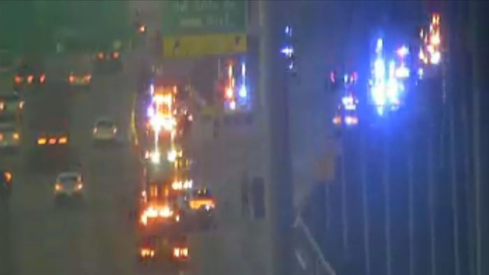 2 in custody after deputies chase wanted subject in southwest Miami-Dade