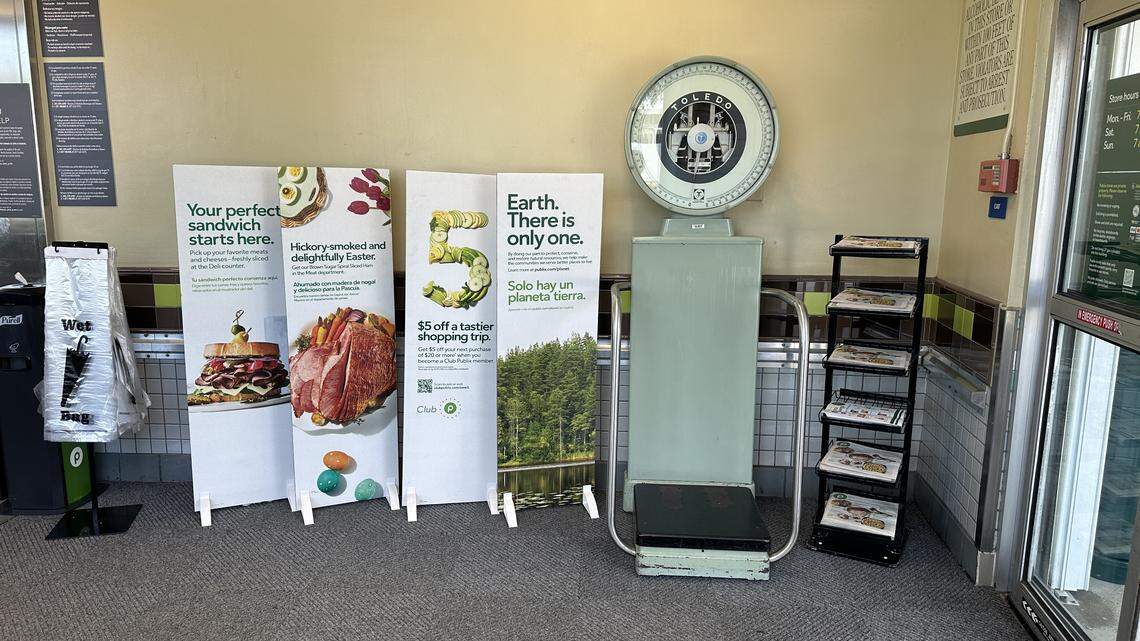 Publix scales: Fading Florida grocery tradition