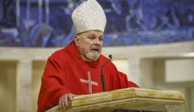 Miami Catholic archbishop addresses Trump - Pope feud