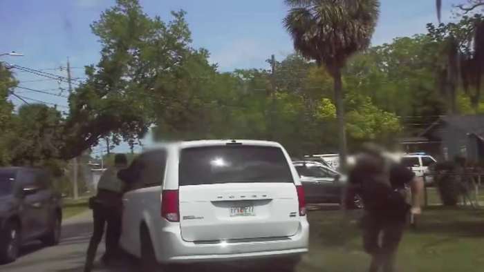 Man wanted for murder in Jamaica drags FHP trooper with car while trying to flee Jacksonville traffic stop