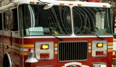 Several people entrapped after multi-car crash in Broward
