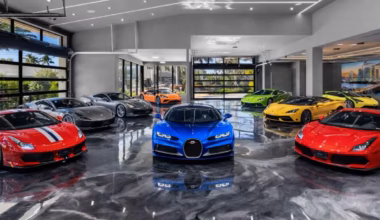 Park Your Classic Car Collection—and Yacht—at This Fort Lauderdale Spec House