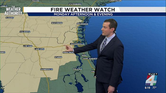 Meteorologist Chris Holtzman has your Sunday evening forecast