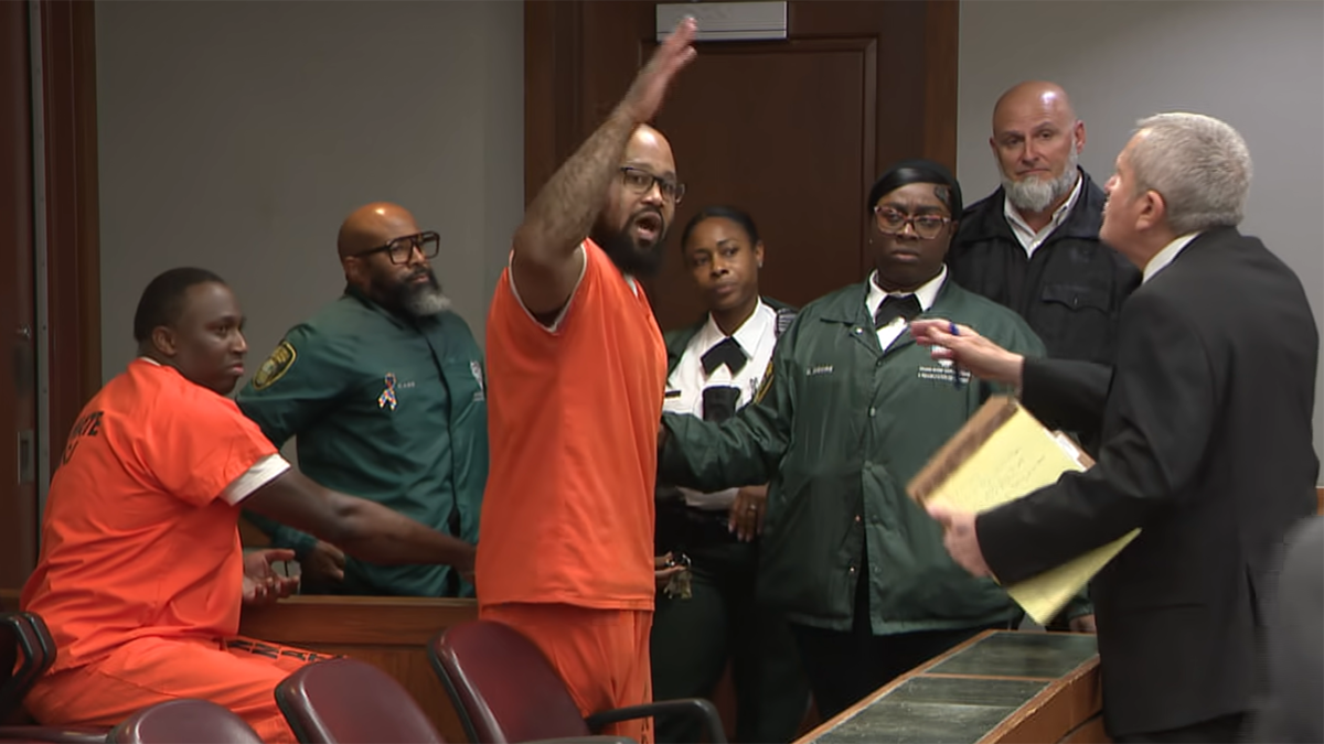 Man accused of killing Miami Gardens minister yells at judge – NBC 6 South Florida