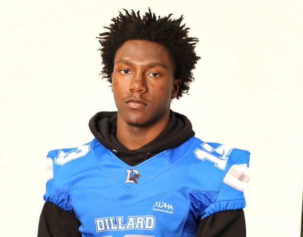 Receiver Anthony Jennings III of Dillard High is the latest commitment in the Gators' 2027 class. (Carline Jean/South Florida Sun Sentinel)