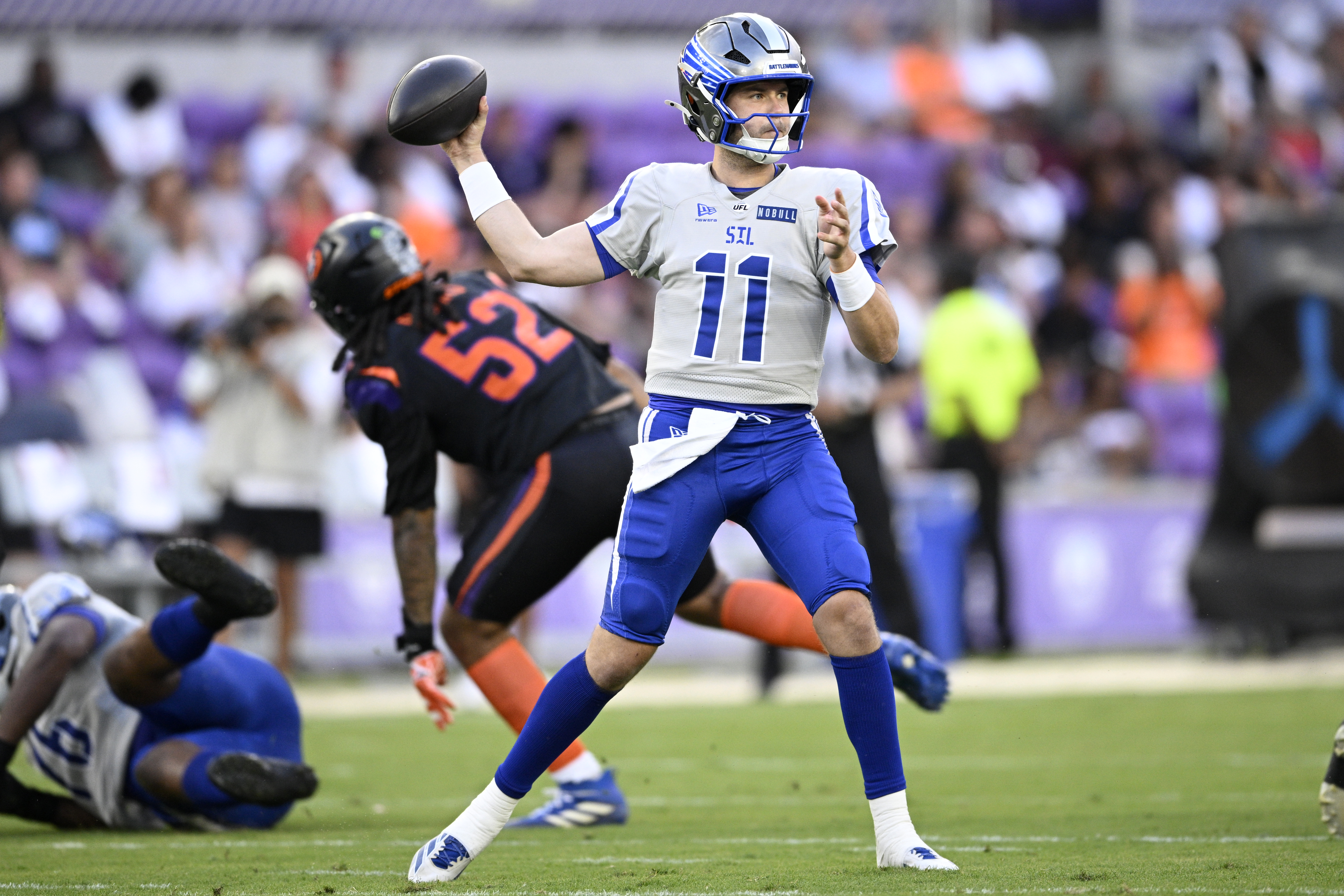 St. Louis Battlehawks quarterback Harrison Frost (11) throws a pass...