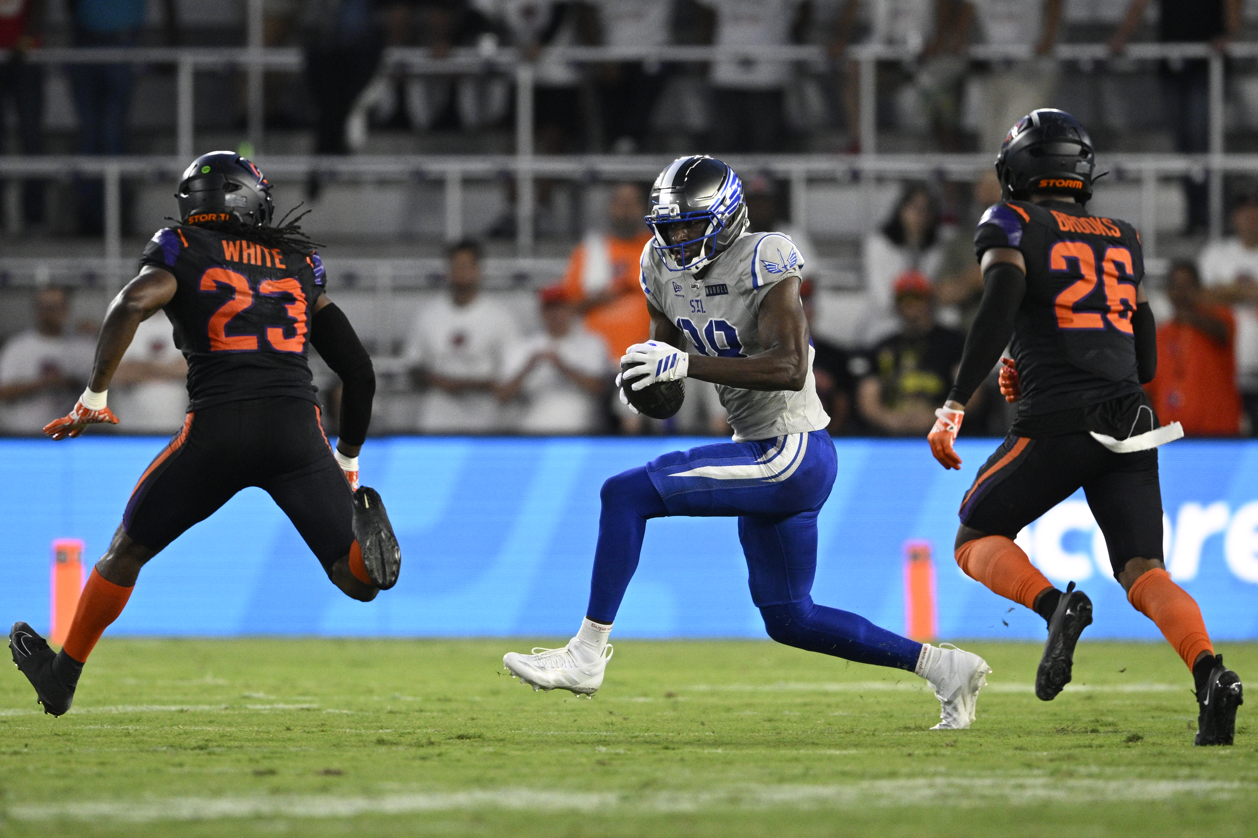 St. Louis Battlehawks wide receiver Hakeem Butler (88) runs after...