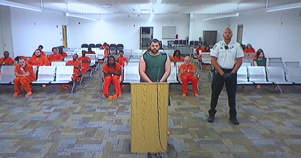 Suspect accused of killing 2 USF students allegedly used ChatGPT to search information about disposing a body