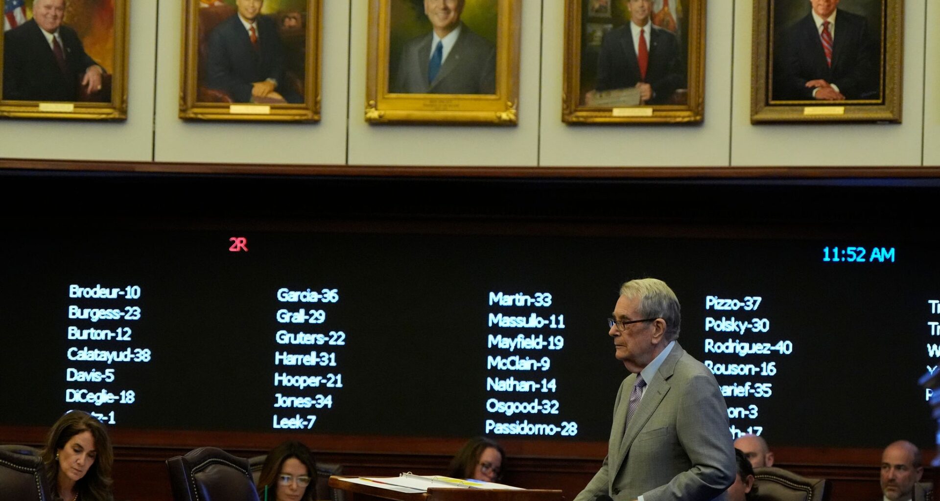 Florida legislature approves new congressional map intended to boost Republicans in midterms