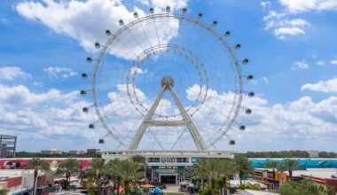 'Teen takeover' at Icon Park ended in multiple arrests, hospitalized cops