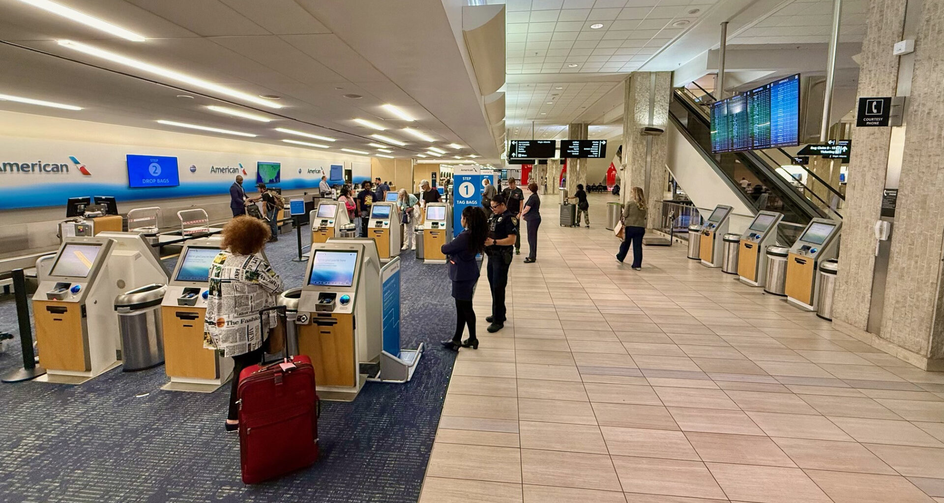 Tampa International Airport check-in expansion contract approved