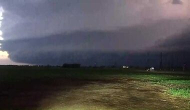Tornado causes damage in Miami County, Kansas