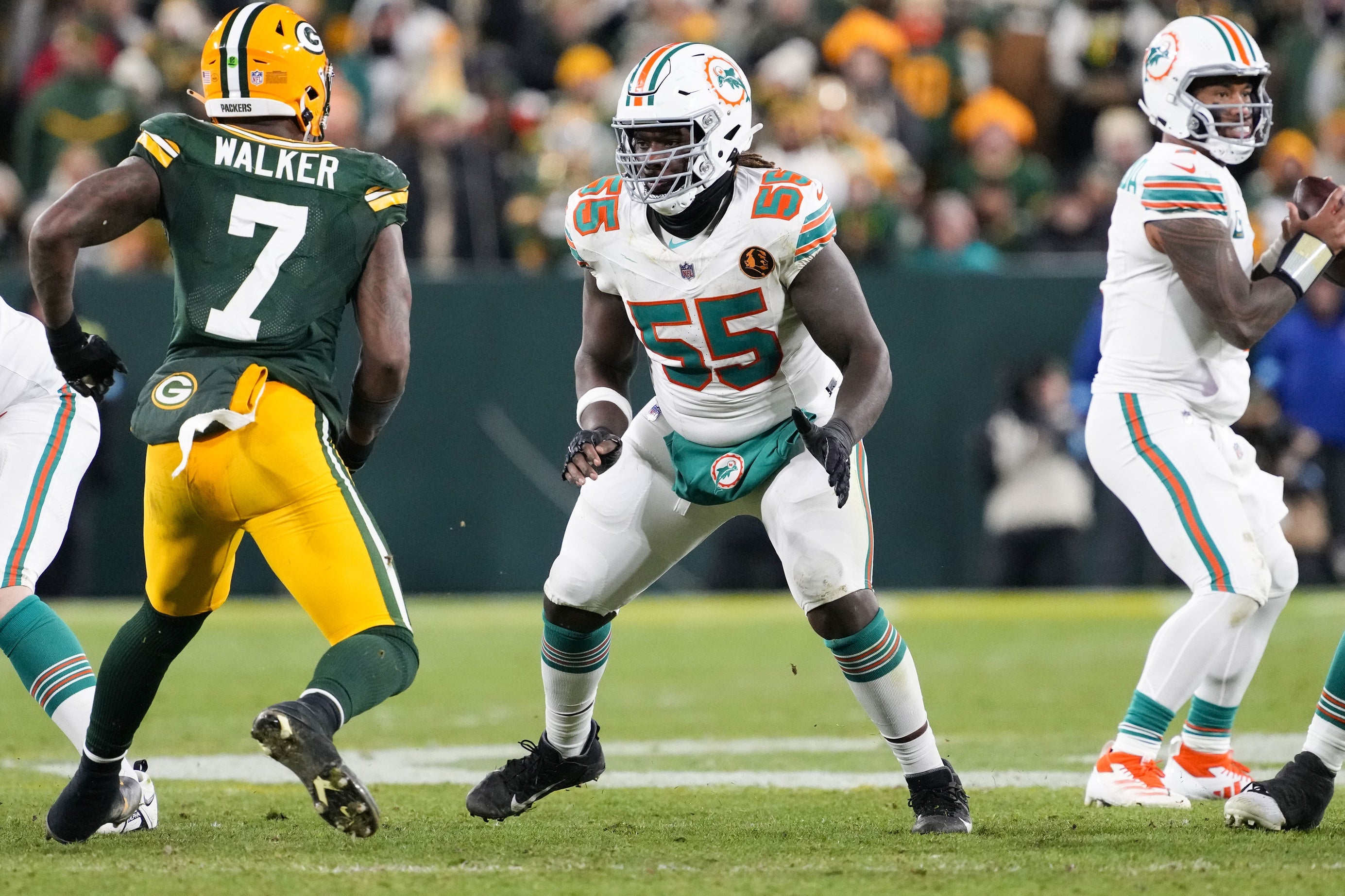 Miami Dolphins offensive linenam Aaron Brewer (55) during the game against the Green Bay Packers at Lambeau Field.