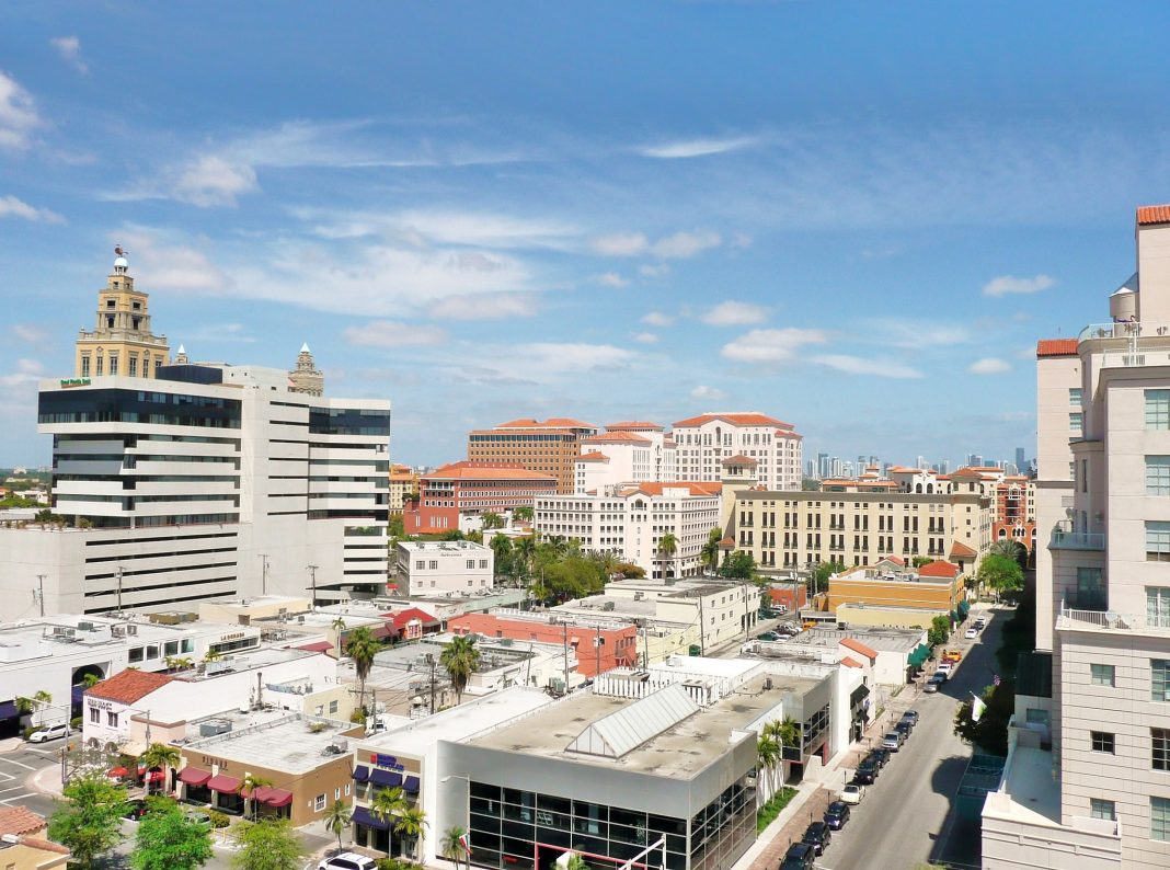Miami traffic lengthens commutes and worsens climate crisis
