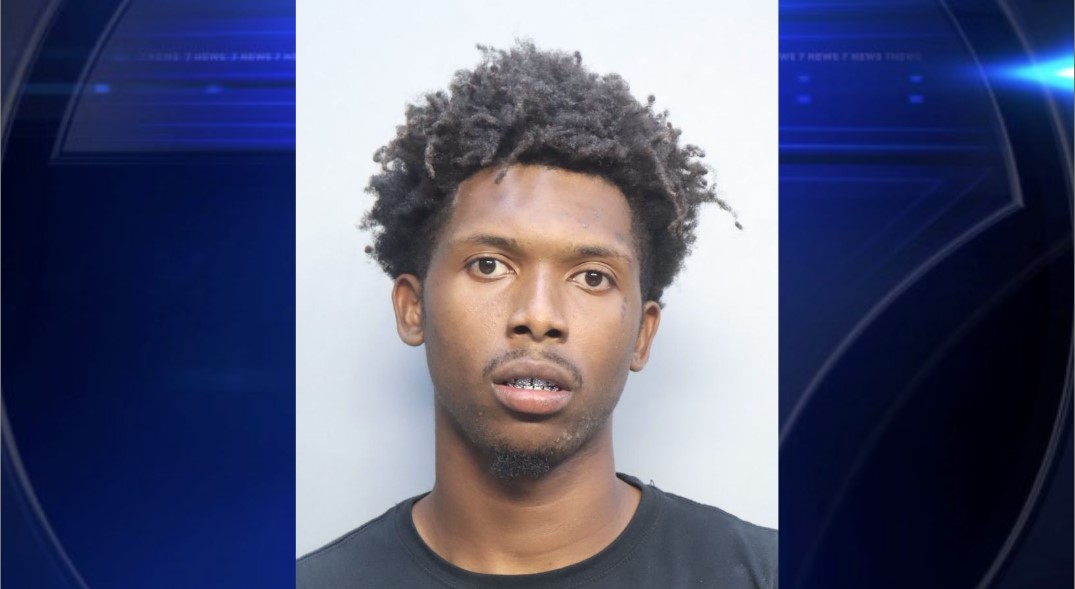 Miami man arrested for allegedly posing as police officer, robbing woman at gunpoint and stealing her car - WSVN 7News | Miami News, Weather, Sports