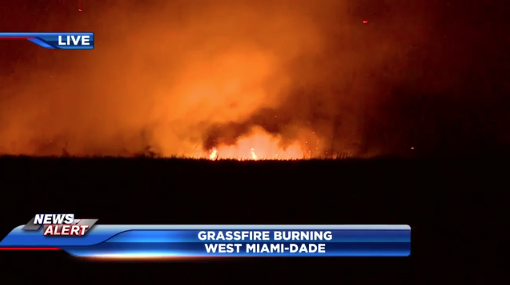 Crews battling grass fire that has burned 850 acres along Tamiami Trail in West Miami-Dade - WSVN 7News | Miami News, Weather, Sports