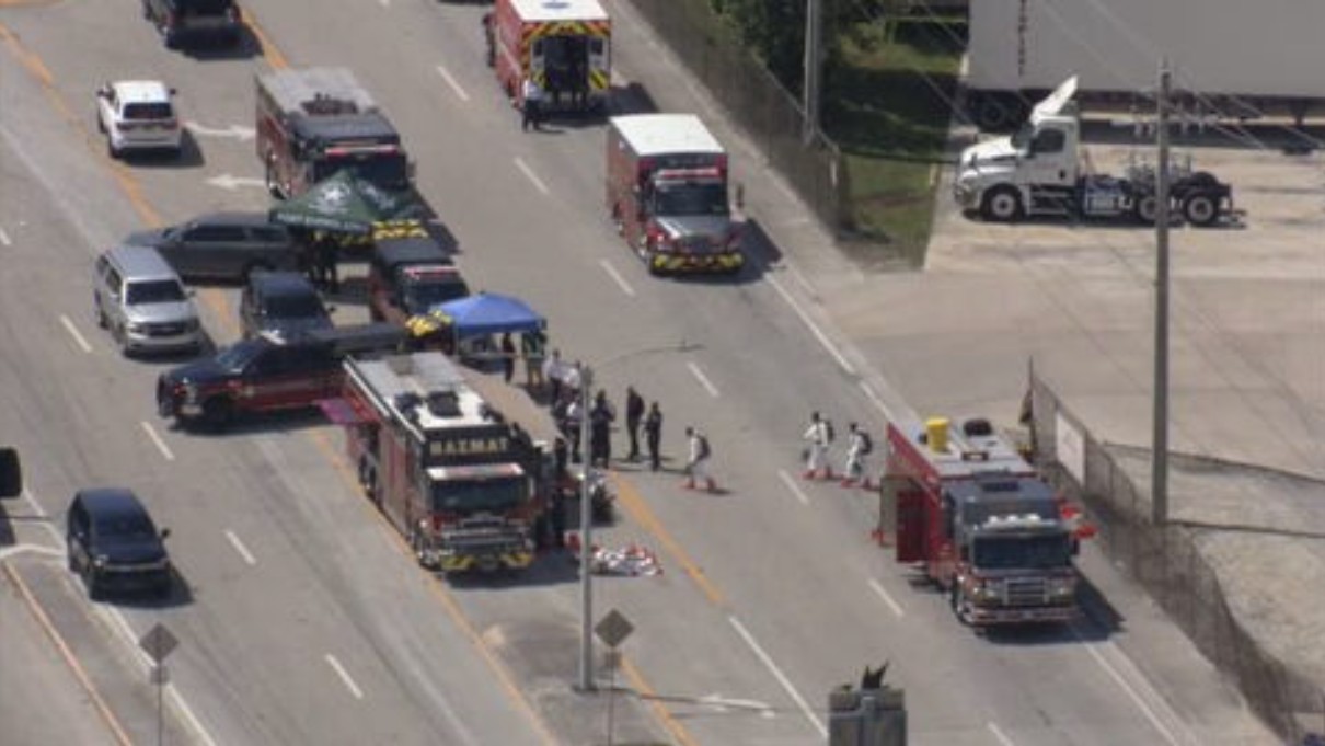 Ammonia leak at Port Everglades prompts road closures; 1 stable - WSVN 7News | Miami News, Weather, Sports
