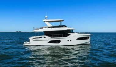 For Sale: Absolute Navetta 53
