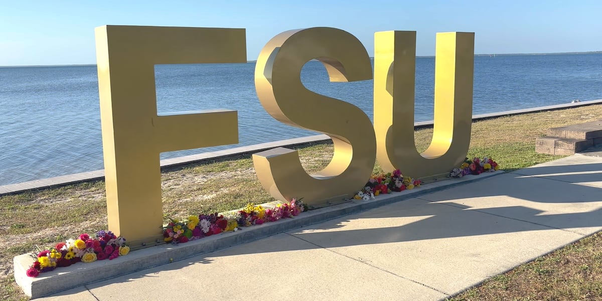 FSU Panama City holds vigil on one-year anniversary of Tallahassee campus shooting