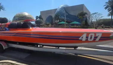 Team07Offshore Racing Phantom 32, boat #407, in the pits at the St. Pete Powerboat Grand Prix