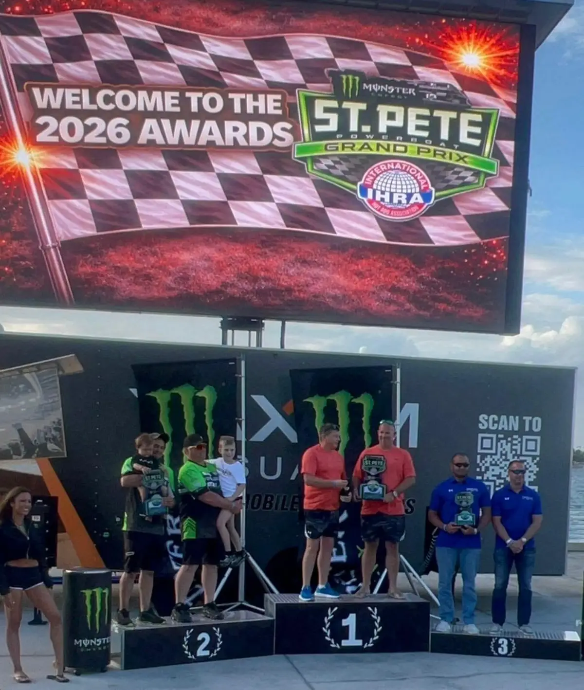 James Norvill and Andy Foster, Team07Offshore Racing, on the Class 400 podium at the St. Pete Powerboat Grand Prix