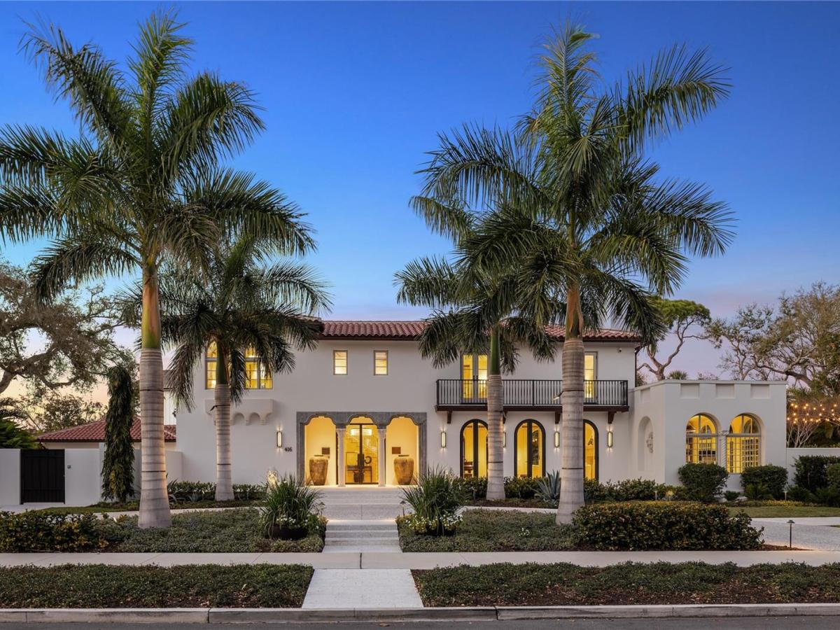 St. Pete’s historic Mefford Mansion is now on the market in Snell Isle