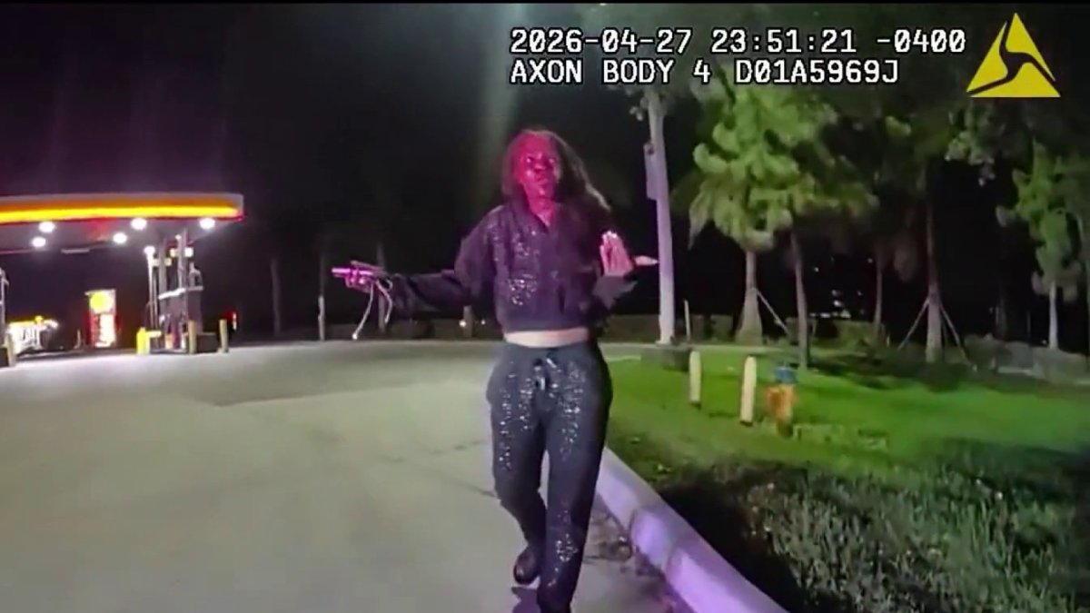 Bodycam shows foot chase of dancer accused of attacking North Miami Beach strip club manager with pole – NBC 6 South Florida