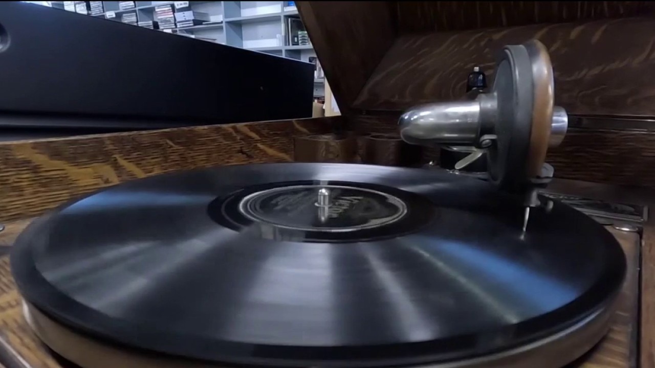 Vinyl records make a comeback