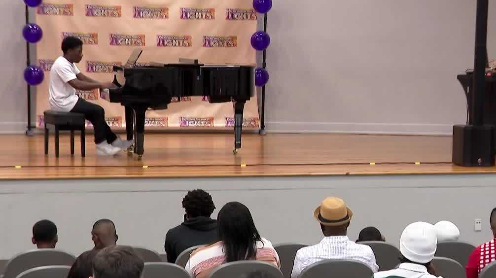 Orlando teens showcase talent at youth violence conflict resolution event