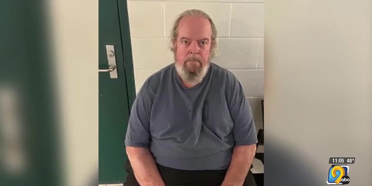 Sex abuse trial against former Dubuque priest drags on in Florida